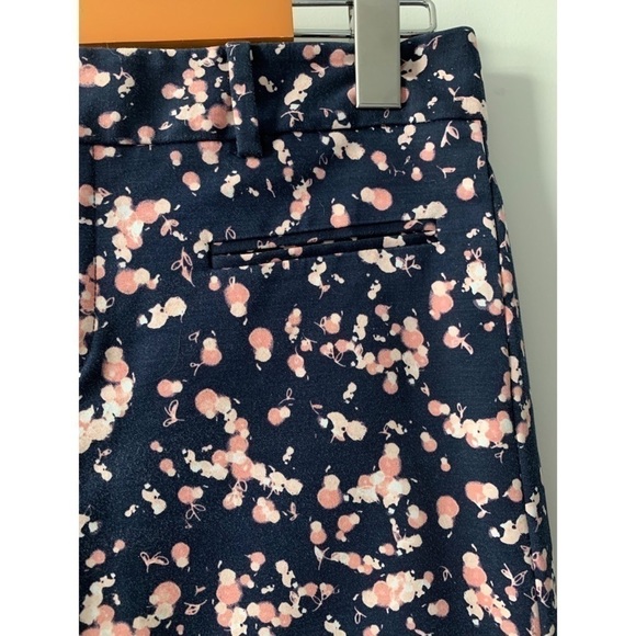Club Monaco Blue with a pink floral pattern Straight pants size 2 - Picture 6 of 15